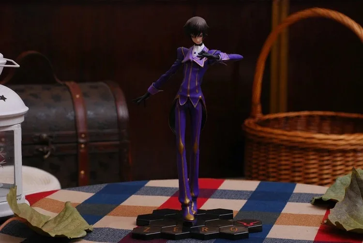 Аниме Geass Code R2 ZERO модель куклы Lelouch Lamperouge Suzaku Kururugi рыцарь семи ПВХ фигурки Куклы