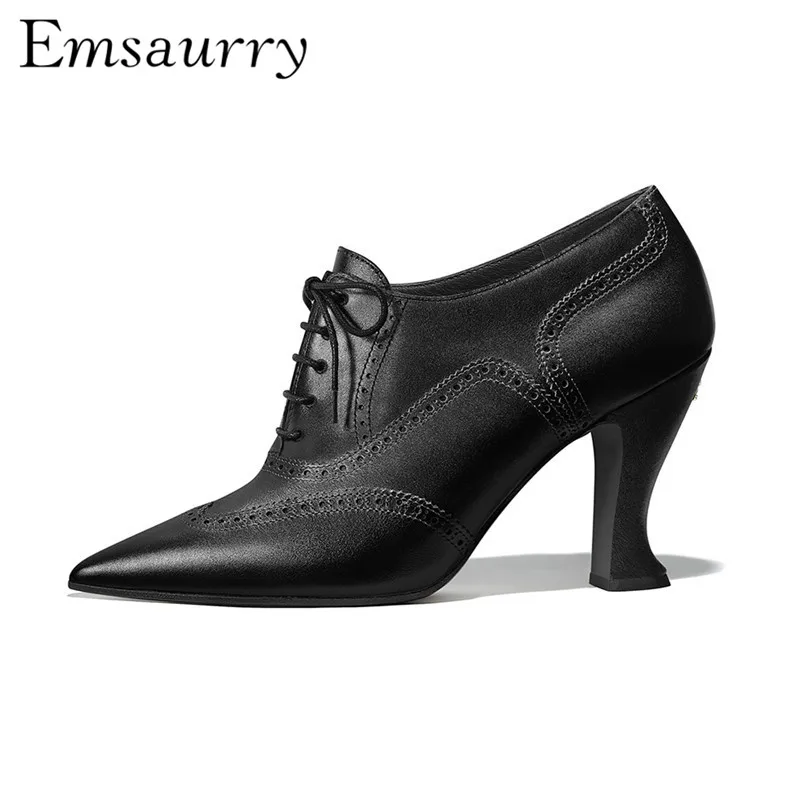

Antique Chelsea Boots Retro Hoof Heel Sexy Pointed Toes Shallow Cross Tied Black Leather Carved Flower Ankle Boots Women