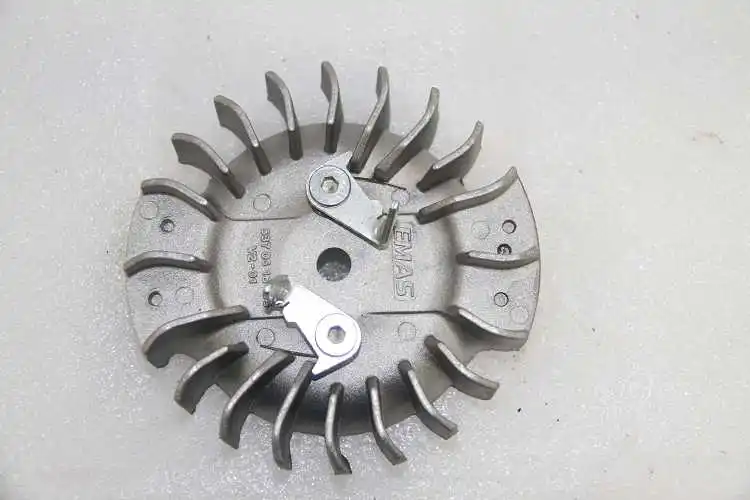 

Flywheel Assembly For Husqvarna 362 365 372 385 390EPA Jonsered 2163 2165 2171 EPA CS 2163 2165 2186 2188 Chainsaw 537051605