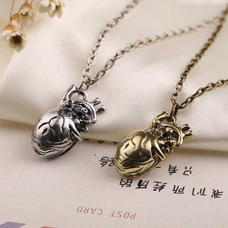 Plata o Bronce antiguo 3D Collar Colgante de corazón anatómico humanos Gótico Emo