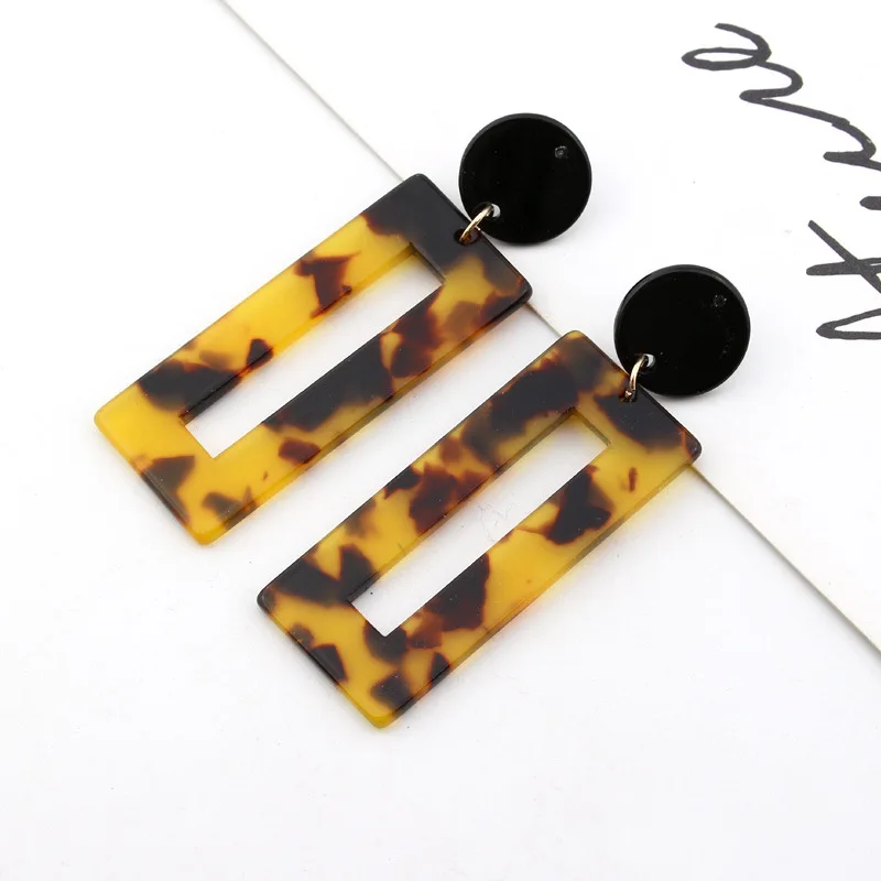 

Statement Geometric Long Leopard Acrylic Drop Earrings For Women Bohemian Rectangle Tortoiseshell Resin Hanging Earrings Gift