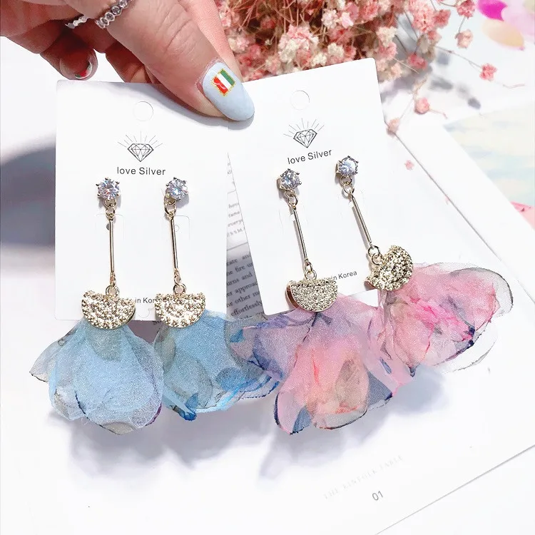 yarn flower earring Hypoallergenic fadeless alloy fashion jewelry stud earrings for women girl Christmas gift