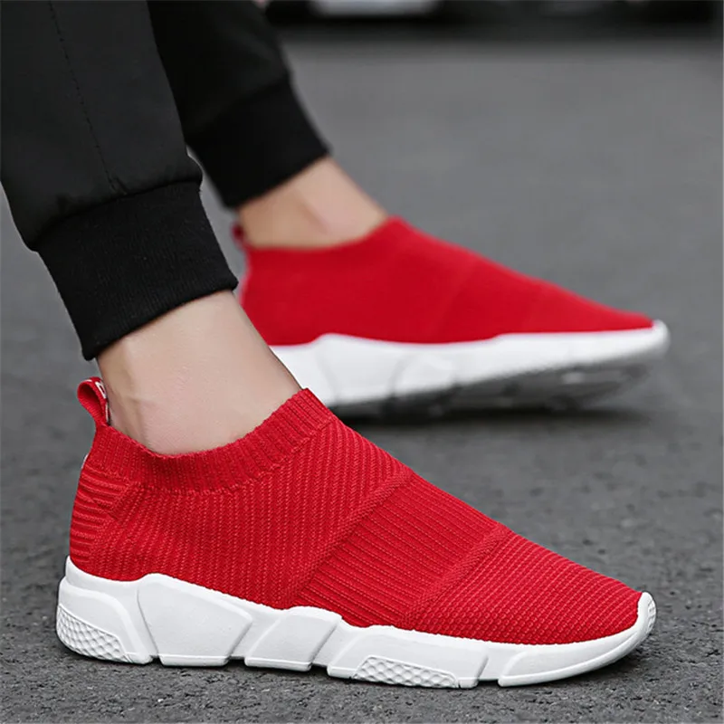 2019 Brand Men Socks Sneakers Black White Man Fashion Casual Shoes Breathable Mesh Comfortable Light Slip-on Flats Shoes Loafers