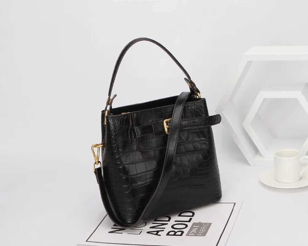 10601464699_1537351423