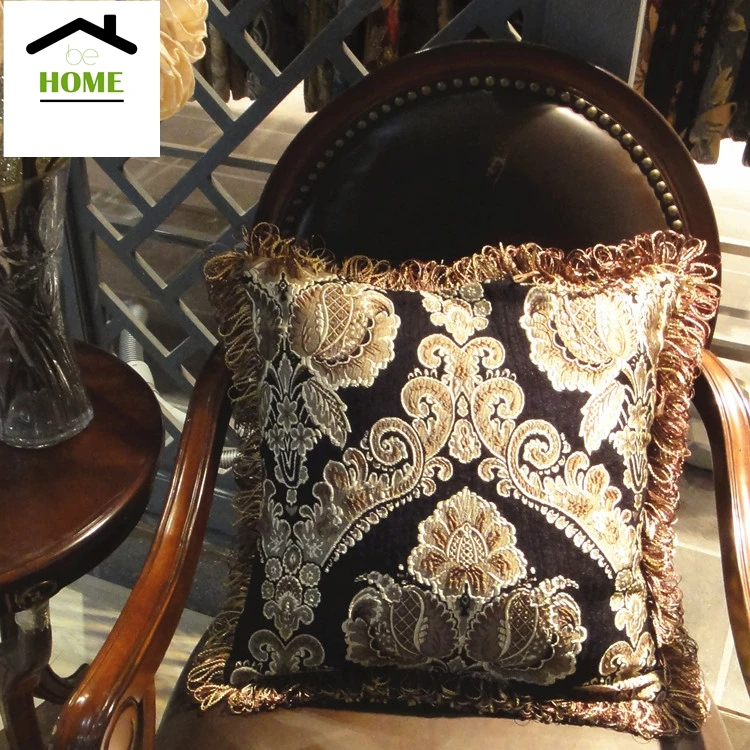 2016 Be Home Luxurious Black Damask Chenille Jacquard Woven Cushion