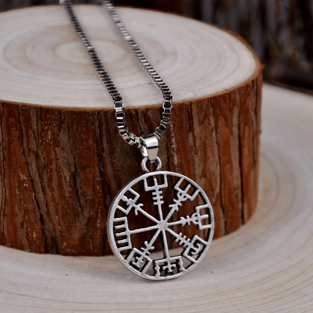 1 قطعة فايكنغ أودين رمز من نورس رونيك قلادة قلادة فايكنغ الرونية Vegvisir البوصلة قلادة