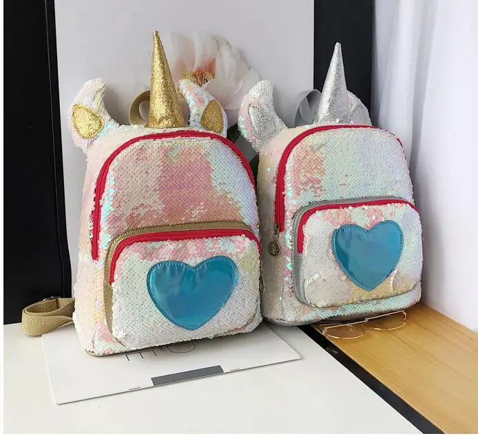 

Fashion Unicorn Design Women Backpack Heart Design School Bag For Teenage Girls Fashion Sequin Female Small Travel Bag