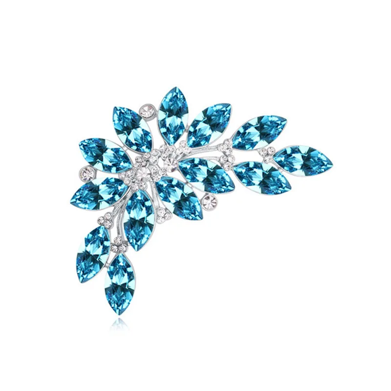Designer Luxury Crystal from Swarovski Brooches Popular Vintage Party