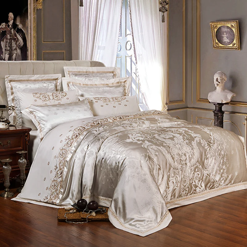 

2018 Luxury European White Bed Cover Silk Cotton Blend Bedlinens Jacquard Queen King Duvet Cover Set Sheet Pillowcases