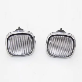 

For Skoda Octavia MK1 A4 2001 2002 2003 2004 2005 2006 2007-2011 Car-Styling Side Marker Turn Signal Light Repeater