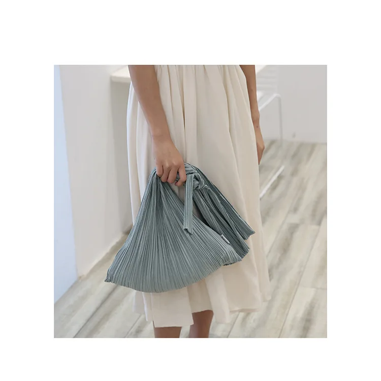 8920525120_1074810241