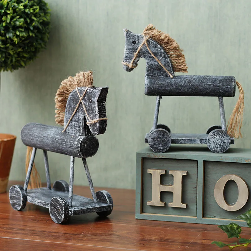 

Retro Wooden Hobby Horse Model Handmade Wood Rocking Horse Miniature Carpentry Ornament Decor Gift Craft Accessories Furnishing