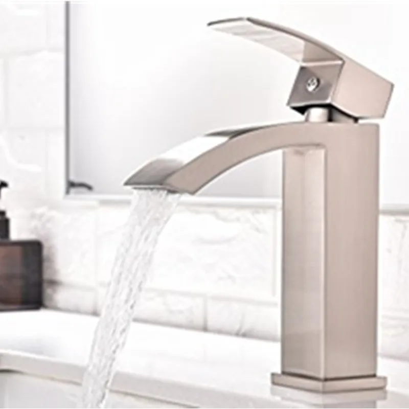 وحيد مقبض الشلال بالوعة الحمام الغرور صنبور نحى النيكل صنبور مع اضافية كبيرة مستطيلة حوض الصنبور