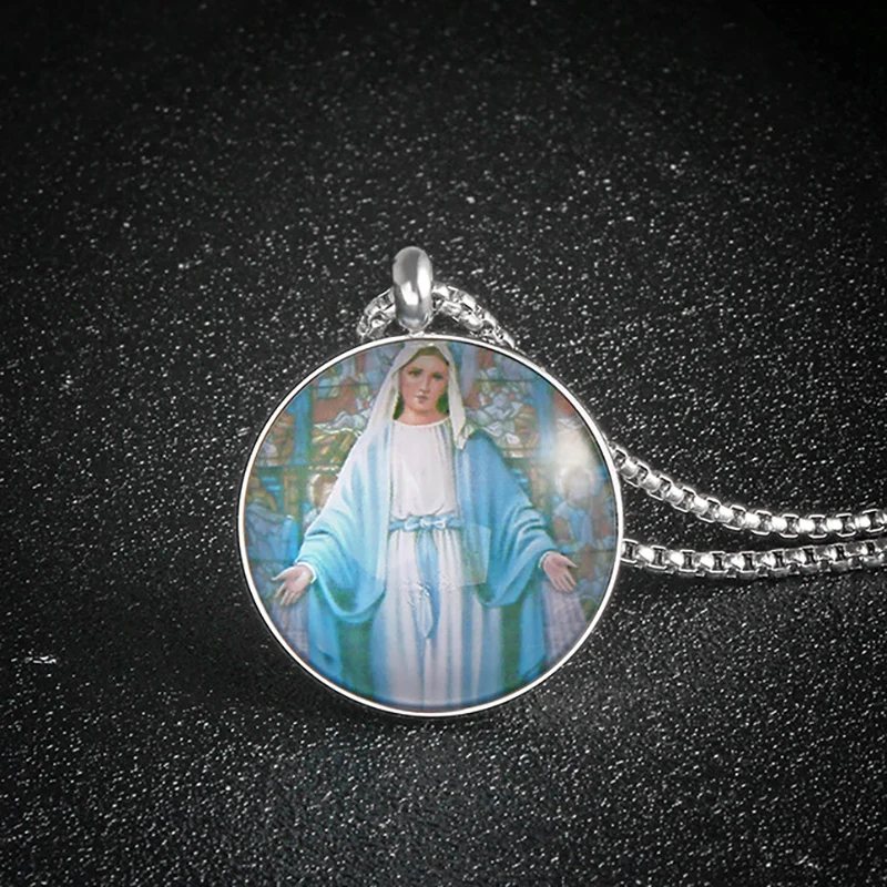 

Catholic Our Lady of Guadalupe Pendant Necklace Titanium Steel Virgin Mary Holy Mother Religious Jewelry For Women Men Child