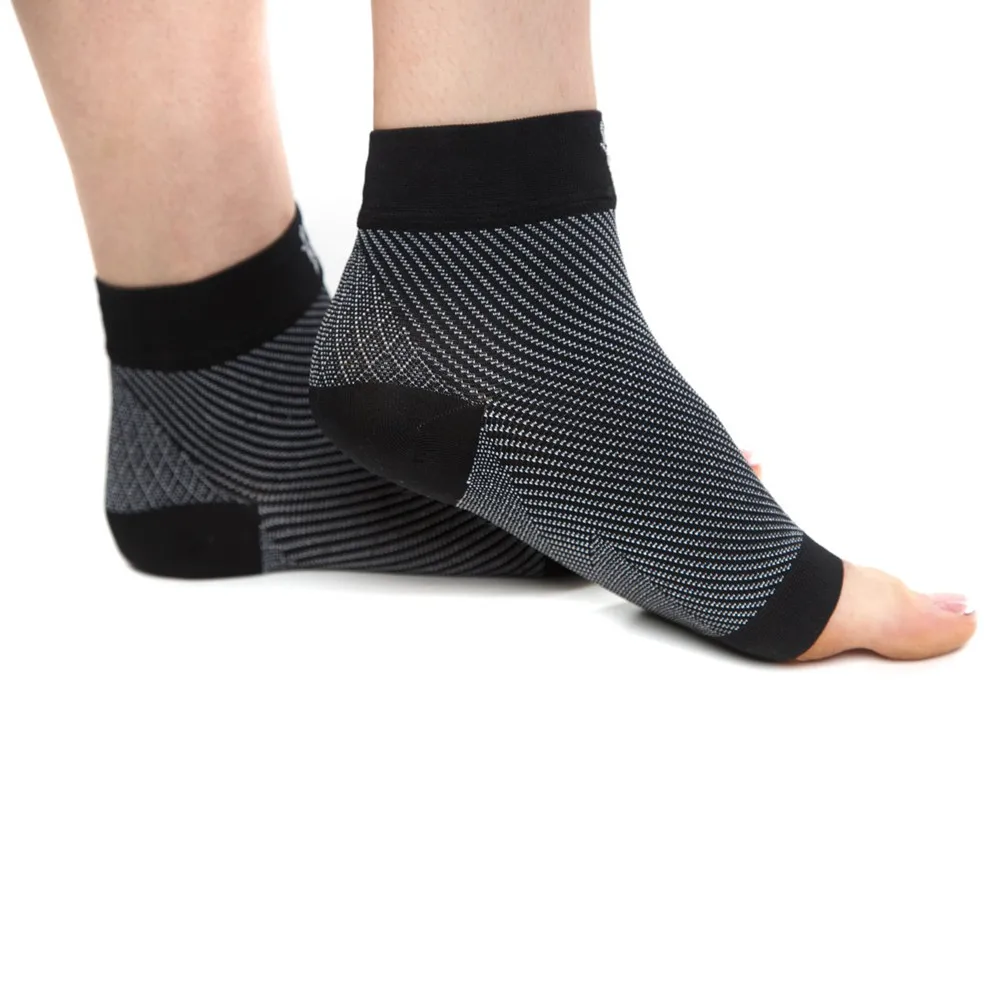 

Plantar Fasciitis Socks Foot Care Compression Sock Sleeve with Arch & Ankle Support and Heel Hugger Increases Circulation