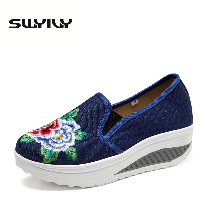 Canvas Breathable Flower Embroidered Women Toning Shoes 2017 Autumn Wedges Height Increased font b Loss b