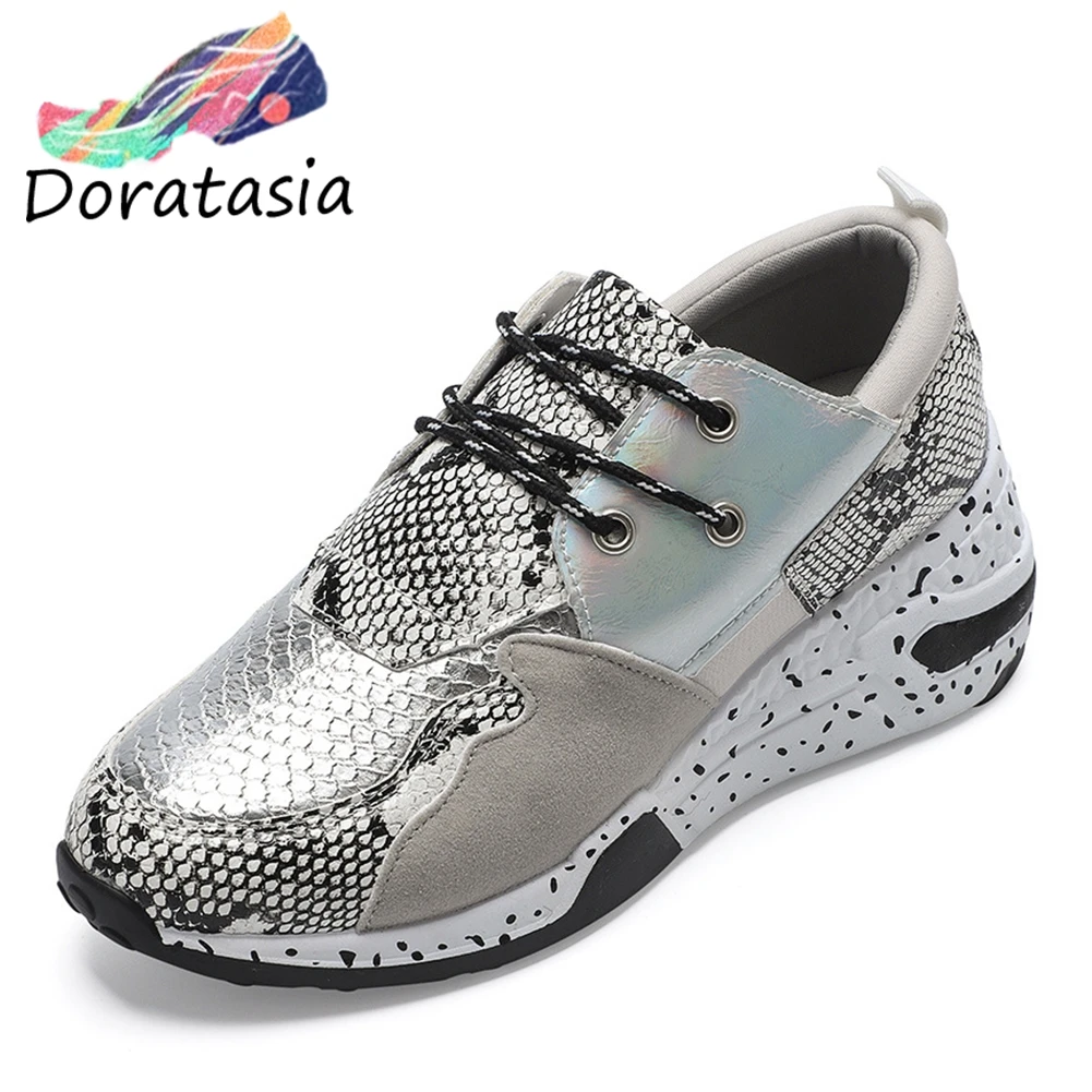 

DORATASIA New INS Hot Bling Sneakers Women 2020 Autumn Large Size 36-41 Fashion Snake Veins Flats Women Casual Shoes Woman