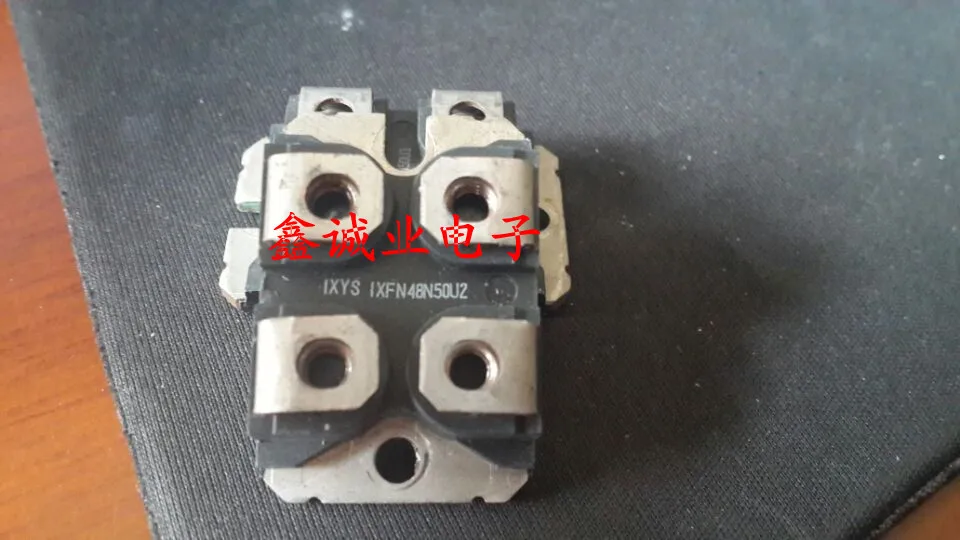 

Imports IXFN48N50U2 IXFN44N50U2 100% authentic field-effect module.
