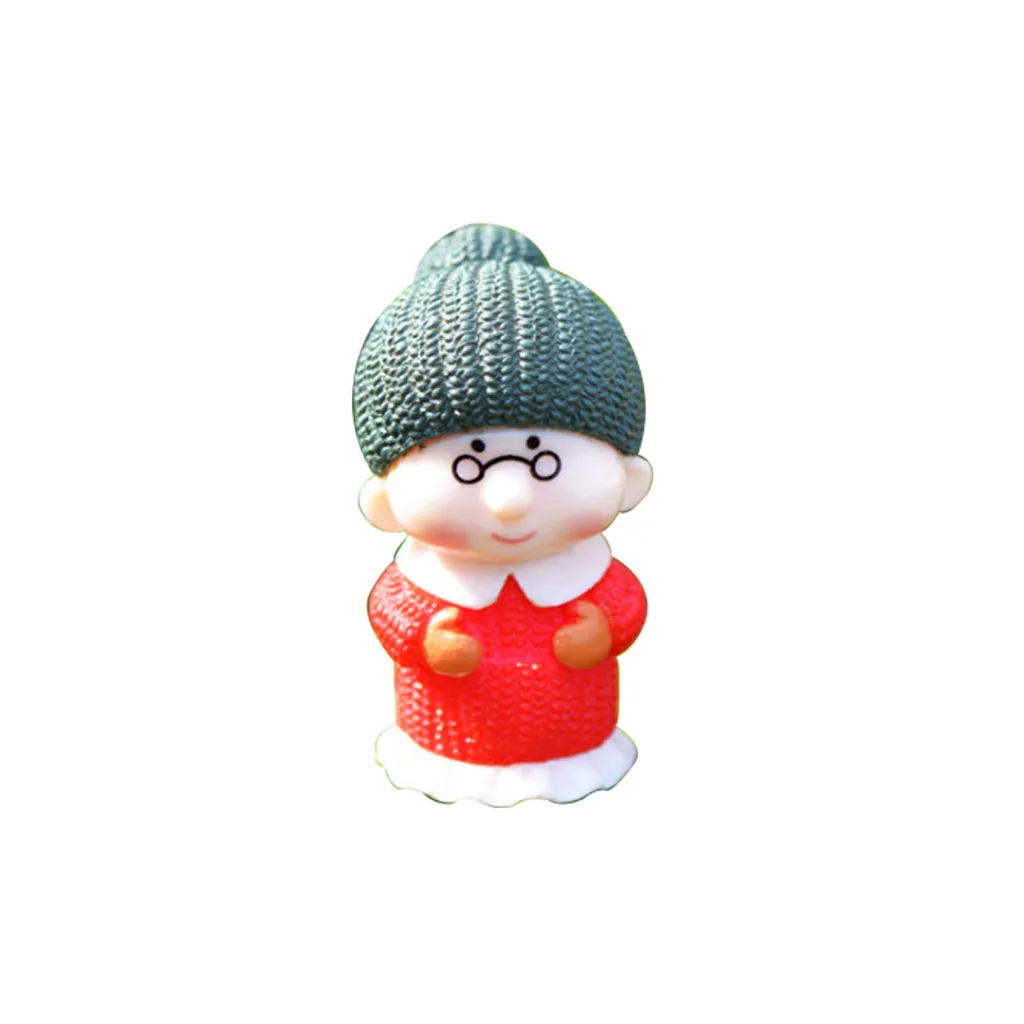 

Winter Dress Grandpa and Grandma figurines Miniature DIY Ornament Decoration 1 PC Small ornaments decoracion hogar#A
