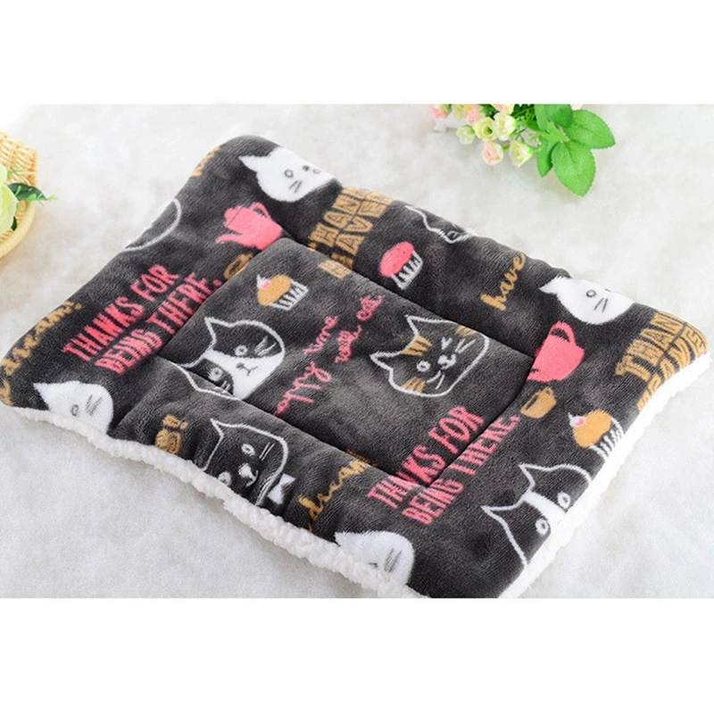 Large Pet Dog Cat Blanket Bed Puppy Cushion House Pet Soft Warm Kennel Dog Multifunction Mat