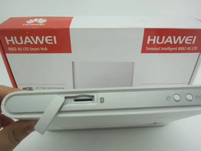 Huawei B882-66 4G LTE Smart Hub