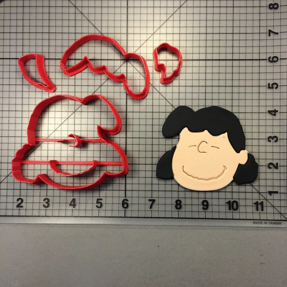 Charlie-Brown-Lucy-101-Cookie-Cutter-Set-Cartoon-Character-346-Cookie-Cutter-Set