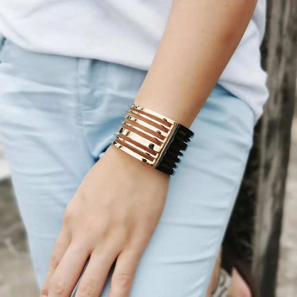 

Mixed Color Alloy Big Cuff Bracelets For Women New Trend Punk Statement Metal Bangles Bracelets Jewelry UKMOC