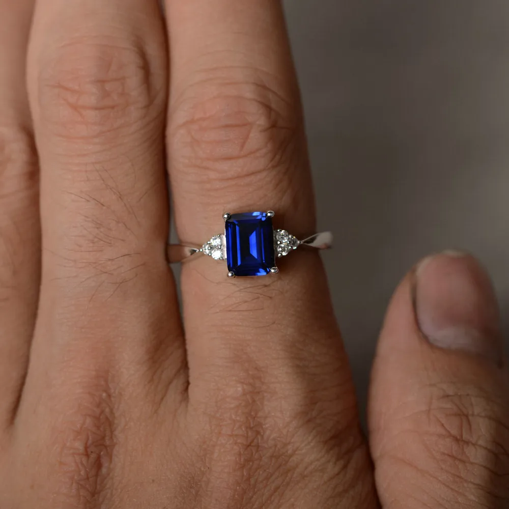 リング用女性ラボサファイアリングs925スターリングシルバー8 × 6ミリメートルエメラルドカットサファイアリング婚約ウェディングファッションバゲ リング用女性ラボサファイアリングs925スターリングシルバー8 × 6ミリメートルエメラルドカットサファイアリング婚約ウェディングファッションバゲ