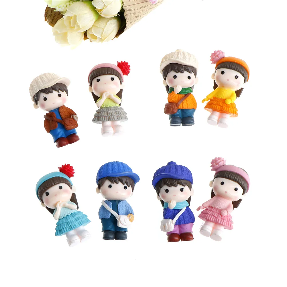 2PCS/Pair Couple Figurines Miniatures Sweety Lovers Fairy Garden Gnome Moss Terrariums Resin Crafts Decoration Accessories