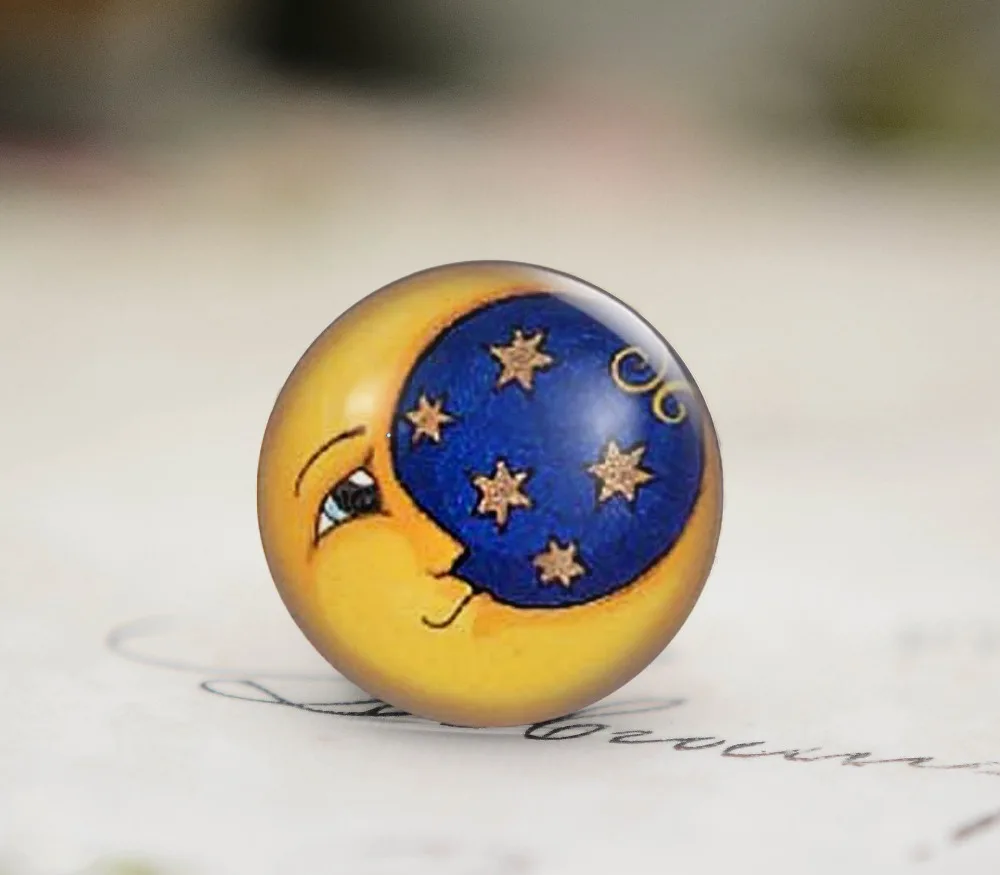 

12-40mm New Fashion Handmade moon Photo Glass Cabochons (A1-32)