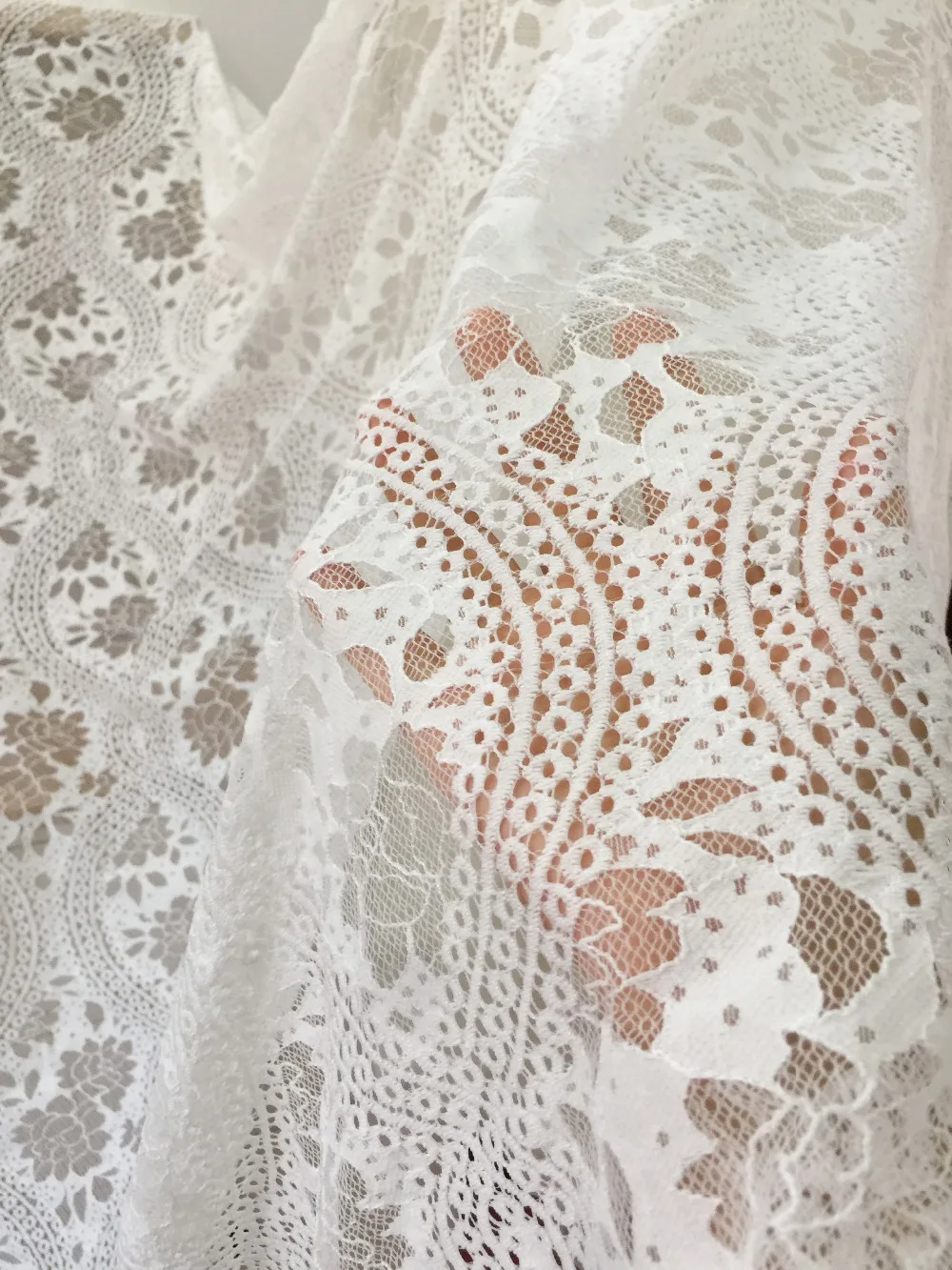 3 ярдов/лот Высокое качество шантильское кружево с ресничками ткань в белый, ретро цветочное вышитое изделие для свадебного платья платье кружевная ткань