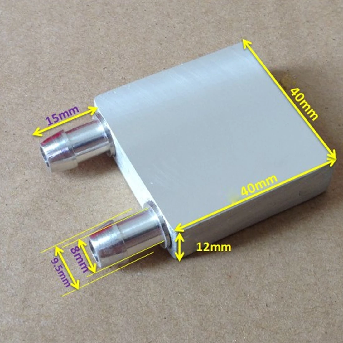 

Etmakit Top 40*40mm Primary Aluminum Water Cooling Block for Liquid Water Cooler Heat Sink System Silver Use For PC Laptop CPU