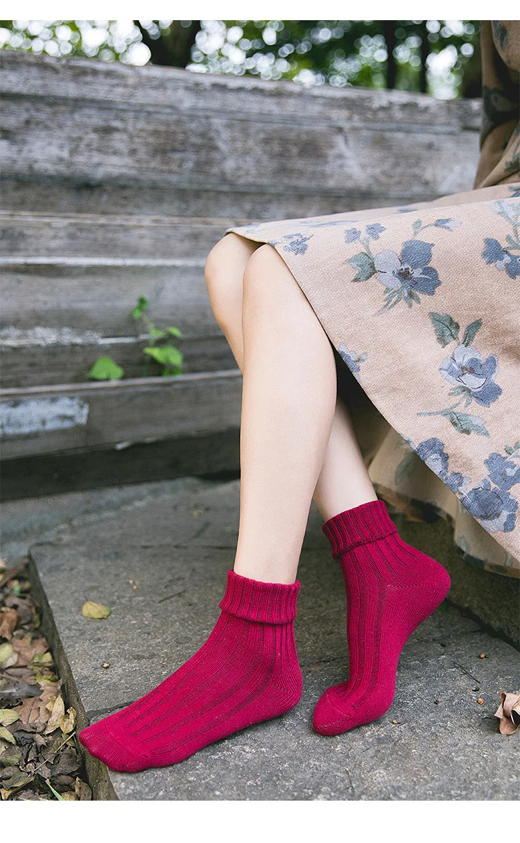 Осенне-зимние новые женские модные хлопковые носки, однотонные вязаные носки