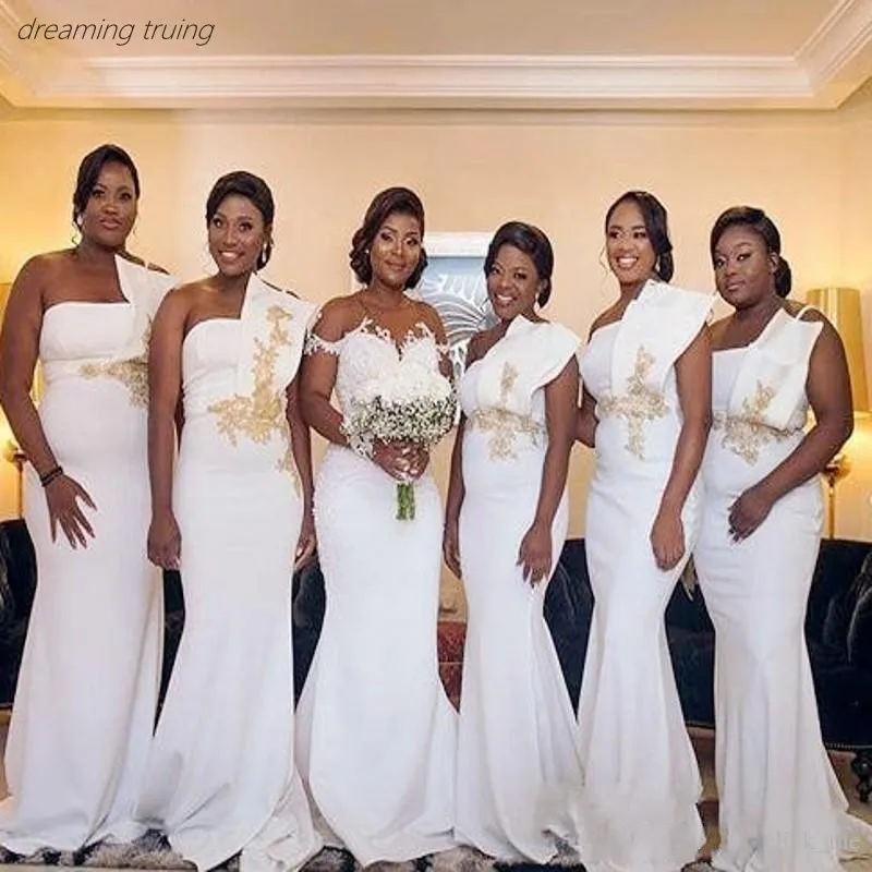 conew_plus-size-mermaid-bridesmaid-dresses-floor-length-satin-one-shoulder-mermaid-wedding-guest-dress-gold-lace-appliques-maid-of-honor-gowns_conew1