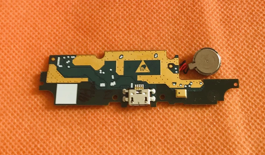 

Used Original USB Plug Charge Board For SuperD D1 C1001 MT6750T Octa Core 5.5 " FHD Free Shipping