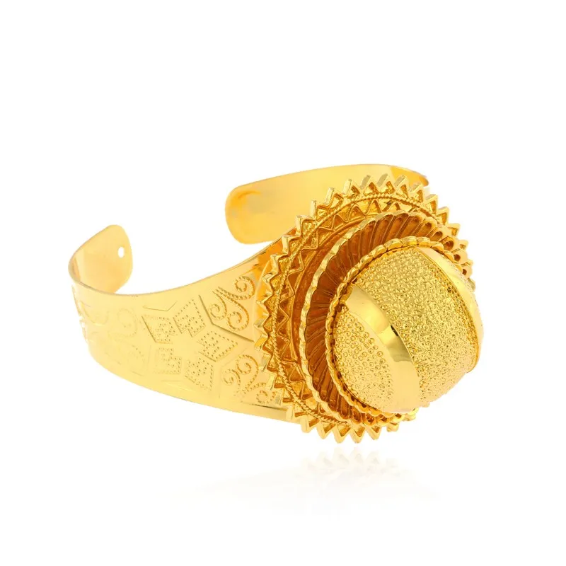 Latest Designs of Gold Rings for Women - FashionShala | Gold ring designs, Gold  bridal jewellery sets, Gold rings jewelry