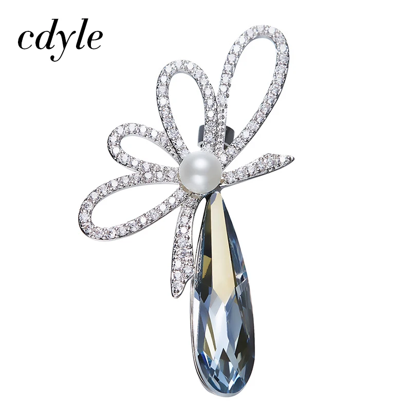 

Cdyle Embellished with crystals from Swarovski Brooch For Women Fashion Jewelry Elegant Luxury Simulated Pearl Flower Office