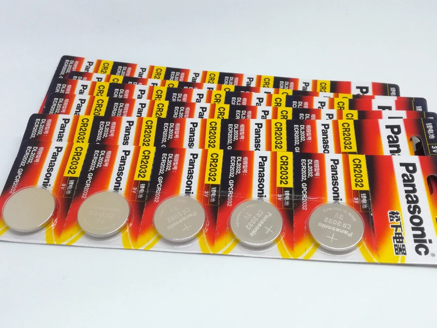 50PCS/LOT New Original Panasonic CR2032 2032 3V Button Cell Battery Coin Batteries For Watch Computer Free Shipping 50PCS/LOT New Original Panasonic CR2032 2032 3V Button Cell Battery Coin Batteries For Watch Computer Free Shipping