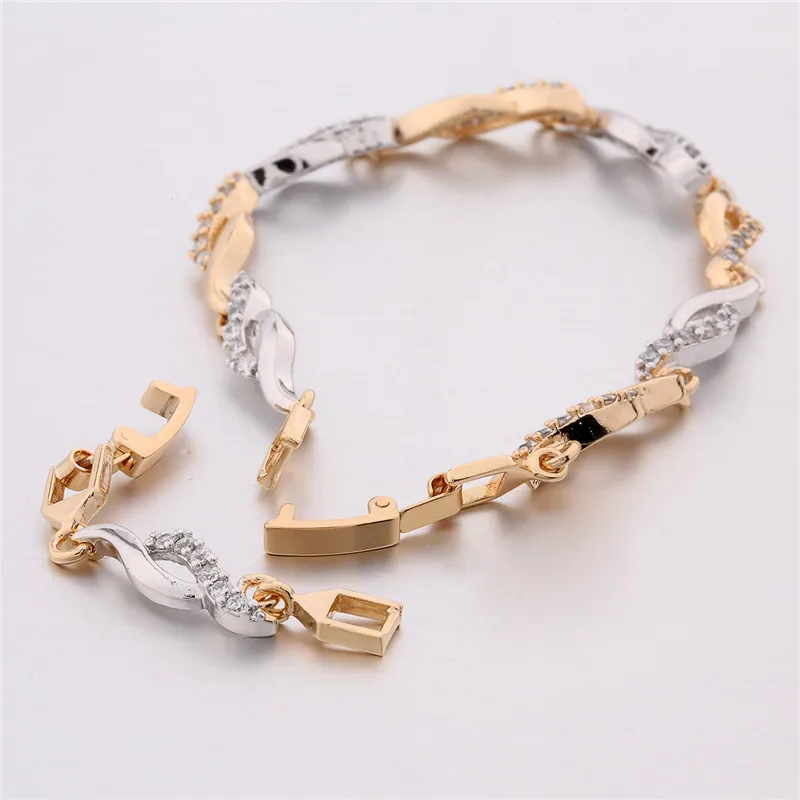 BUDONG Infinity Crystal Hand Link Chain Bracelets 2 Colors for Women Silver/Gold-Color Twisted Bangle Engagement Jewelry XUL140