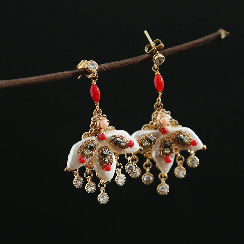 

Pearl earrings, earrings, female Korean Heavy Industry Hand-made S925 Tremella needle drilling zircon synthetic coral