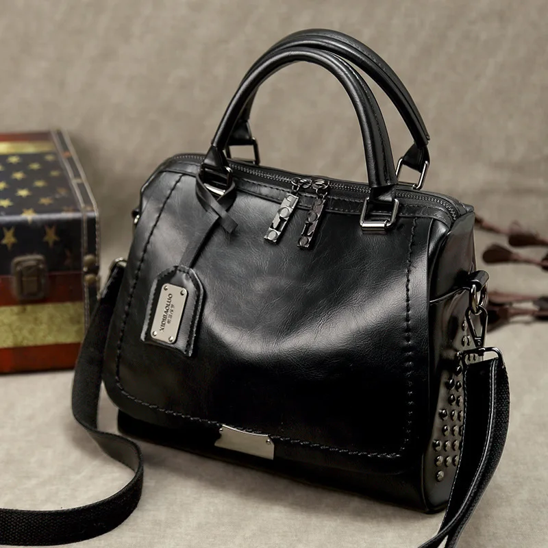 Винтажная Бостонская роскошная сумка из натуральной кожи, женские сумки-мессенджеры, дизайнерские сумки с заклепками, масляная восковая кожаная сумка на плечо, сумка почтальона - Цвет: Black
