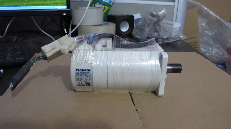 

Used servomotor MSMA 041A1A Almost new warranty for three months