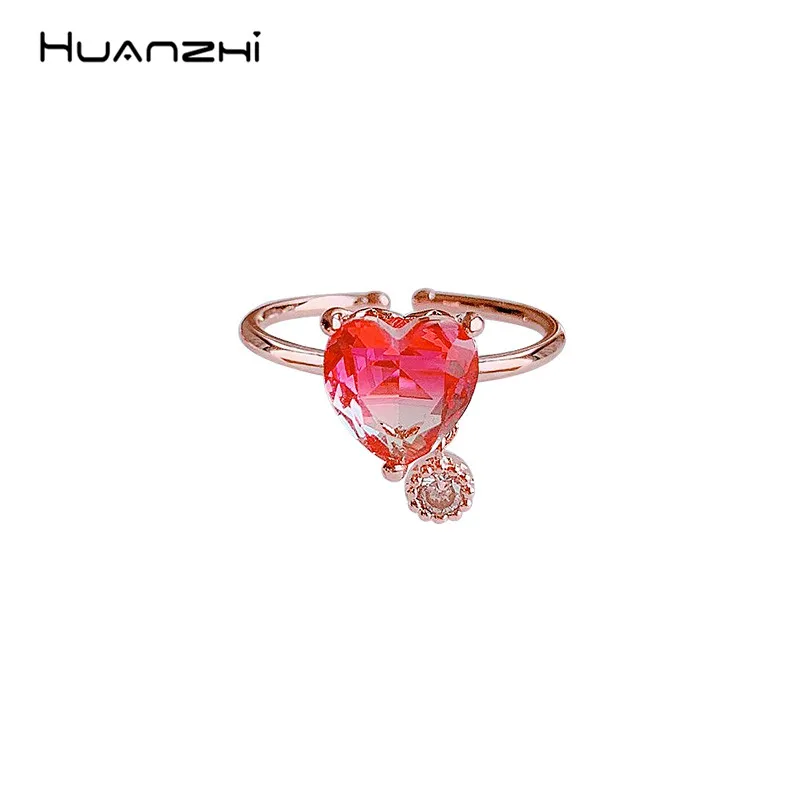 

HUANZHI Gradient Zircon Crystal Square Heart Geometric Rings Rhinestone Charm Finger Rings For Women Party Trendy Jewelry Gifts