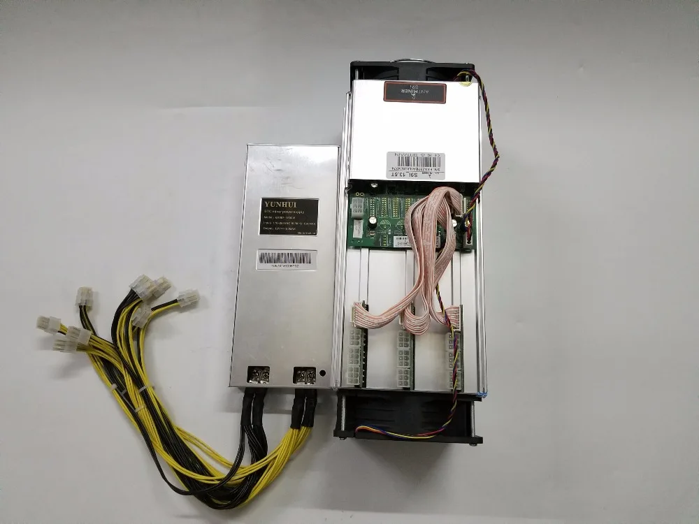 AntMiner S9i 13,5 т Bitcoin Miner с Питание 1800 Вт Asic BTC МПБ Шахтер лучше, чем WhatsMiner M3 T9+ V9 S7 S5