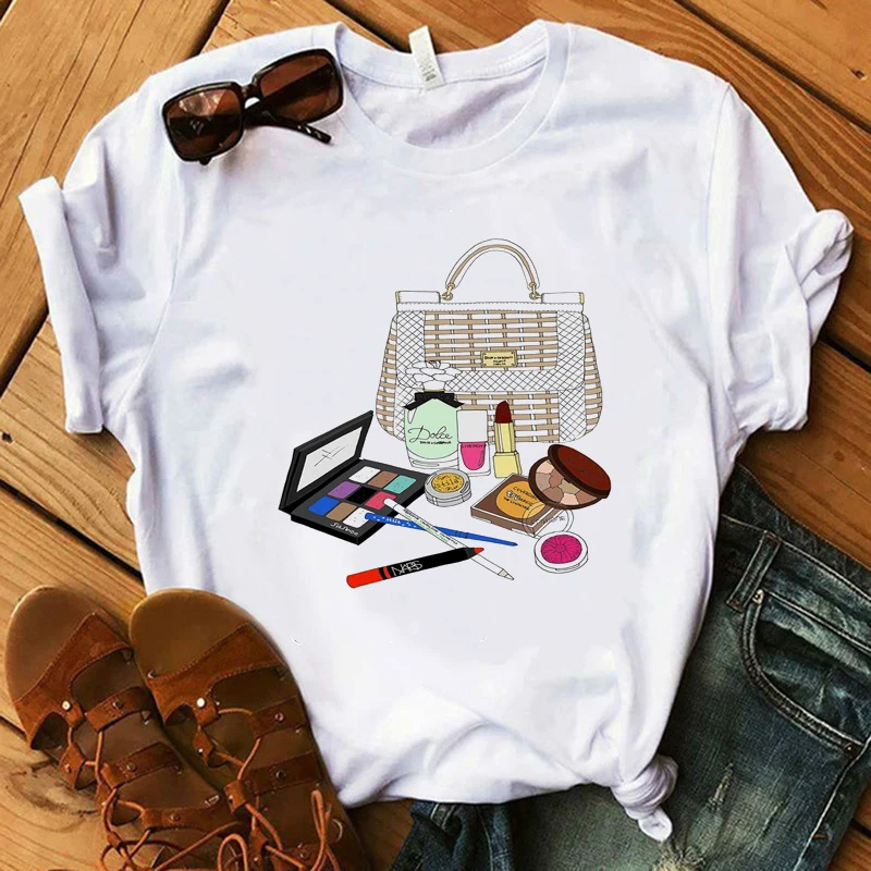

Vogue Women T Shirt Luxury Make Up Collection Lipstick Party T-Shirt Girl 100% Cotton Summer Shirt Lady Hipster T-shirts
