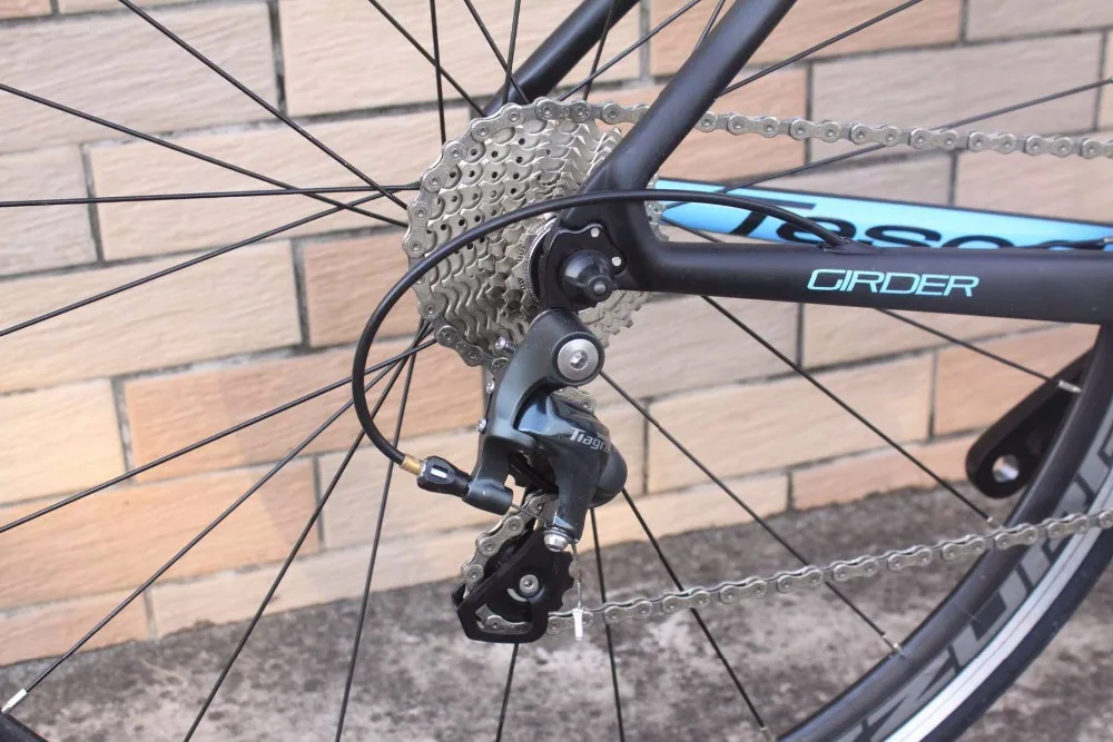 Top 700C Road Bike Carbon Fiber Frame / Fork / Seatpost Cycling Bicycle 22 Speed 105 5800 Group Set Bicicleta 10 Top 700C Road Bike Carbon Fiber Frame / Fork / Seatpost Cycling Bicycle 22 Speed 105 5800 Group Set Bicicleta 10