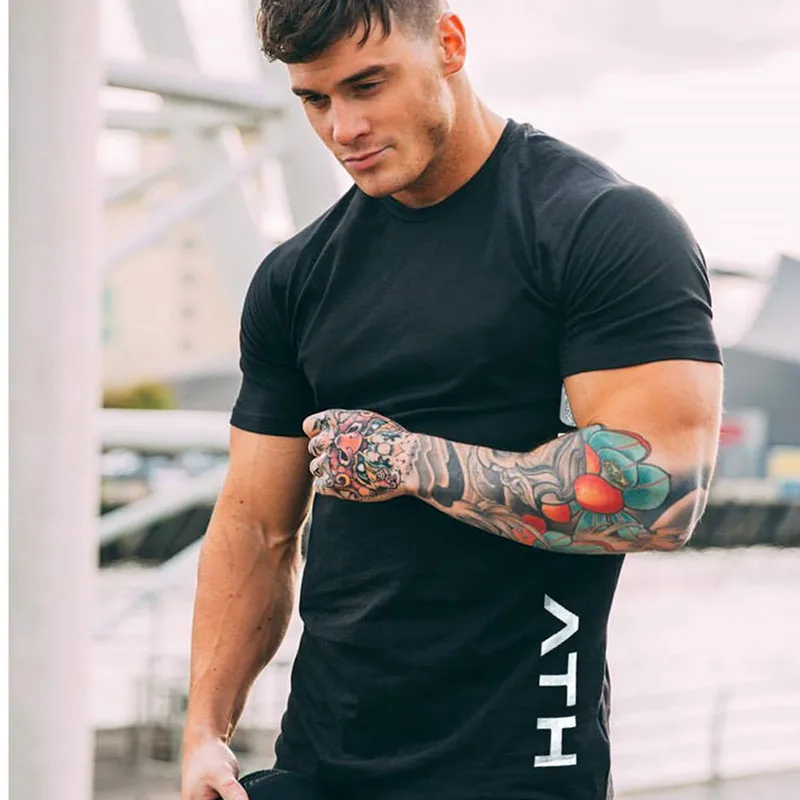 

2019 New Men's T-shirt Summer Men's Fitness T shirt Bodybuilding Jogging Short-sleeved Slim Sports Casual Fashion T-shirt