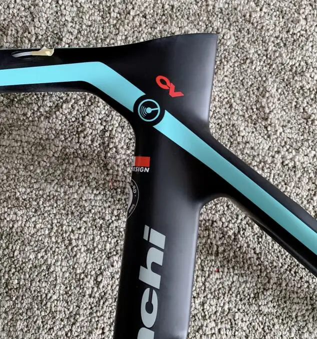 

2019customize T1000 OEM XR 4frame 1K/3k/ud carbon road bike frame - Fit Both DI2 and Mechanical group with BB386 bottom bracket