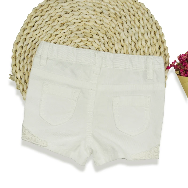 Infant Neonate Pantaloncini di Velluto Neonato Bebe Pantaloni Corti Per Bambini Pantaloncini Bianchi Del Ricamo di Applique di Cotone Morbido Elastico In Vita