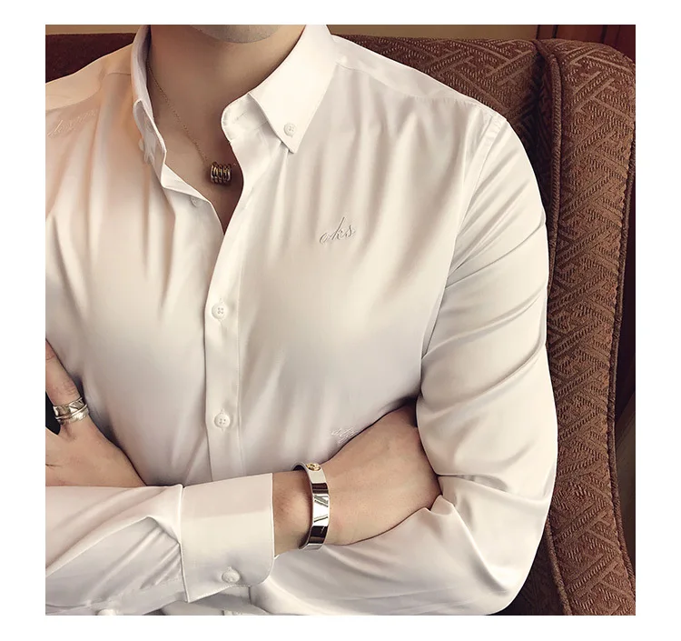 Высокое качество не гладить против морщин версия британских облегающих мужской Вышивка тонкий сплошной цвет с длинными рукавами рубашки